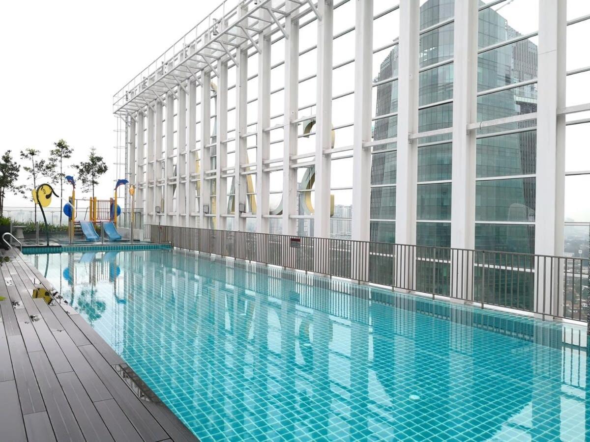 Totoro Theme Suite In Suasana Jb Johor Bahru Exterior photo